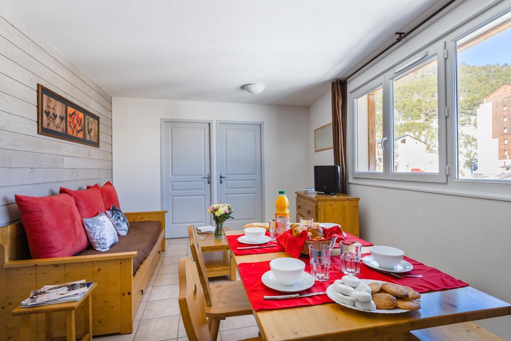 Lagrange Vacances L'Orée des Cîmes Les Angles  Habitación foto